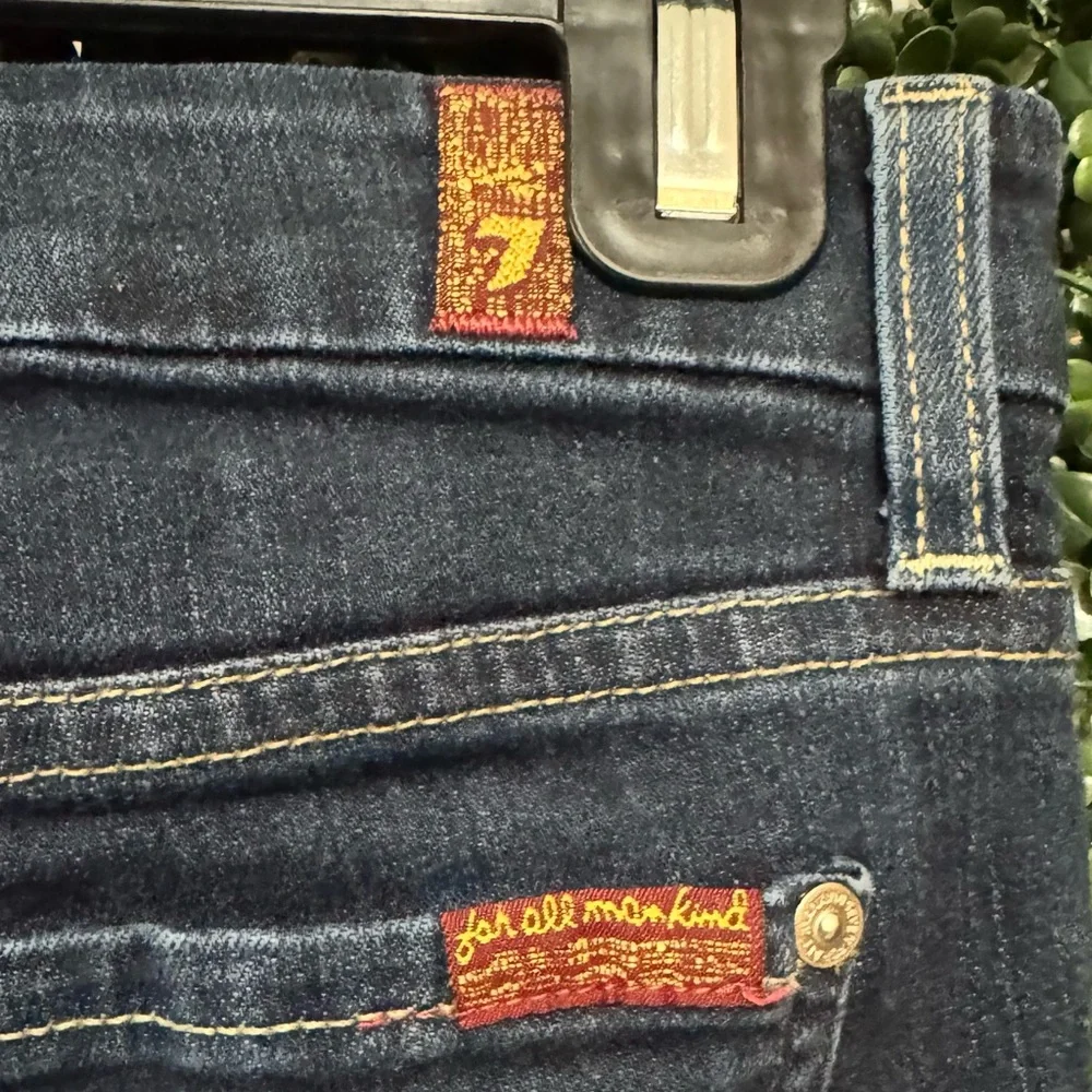 MADEWELL 7 KIMMIE CROP JEANS IN DARK RINSE INDIGO - Picture 10 of 12